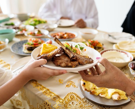 Sahur ve İftar'da İlk Gün Neler Yemeliyiz?